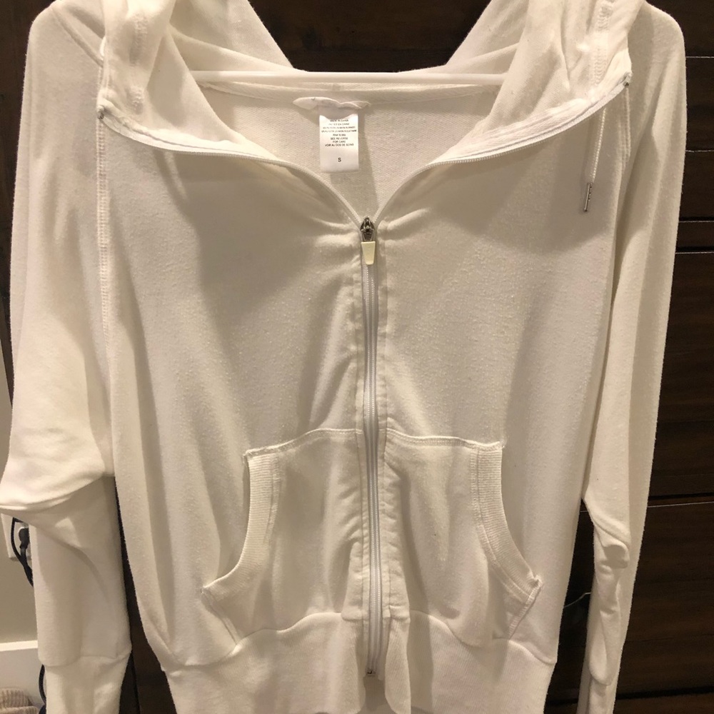 Zip up
